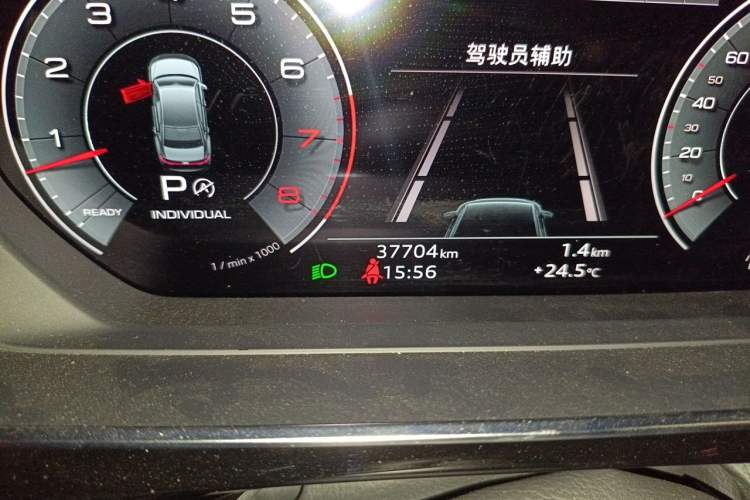Used Audi A8 2022 A8L 55 TFSI quattro Prestige Collection Edition Odometer Close Up