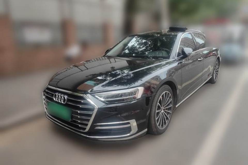 Audi A8 2022