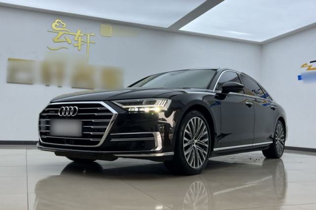 Audi A8 2022 A8L 55 TFSI quattro Luxury Edition Collector's Model de segunda mano