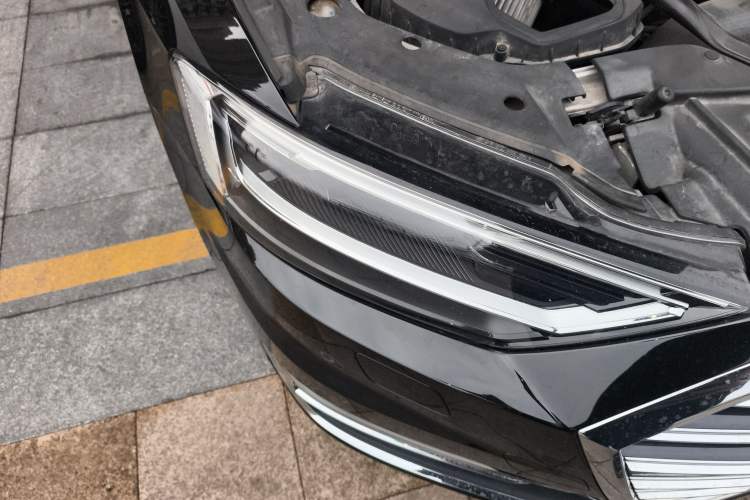 Used Audi A8 2022 A8L 50 TFSI quattro Comfort Edition Collector's Model Right Front Headlight