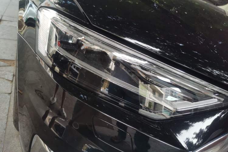 Used Audi A8 2022 A8L 50 TFSI quattro Comfort Edition Collector's Model Right Front Headlight