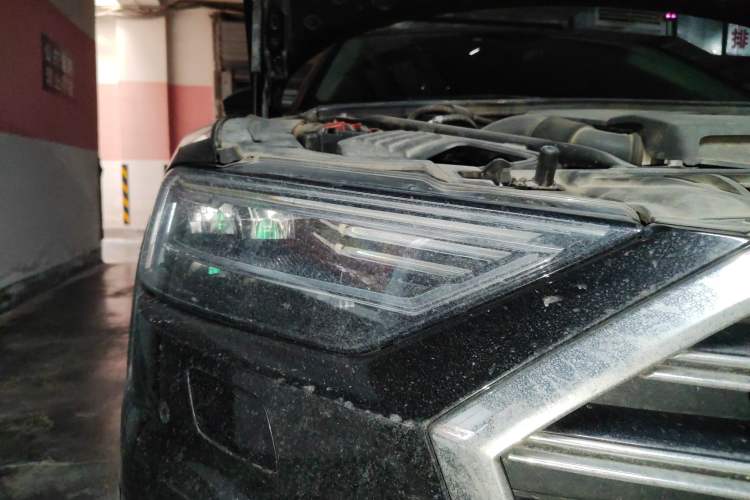 Used Audi A8 2022 A8L 50 TFSI quattro Comfort Edition Collector's Model Right Front Headlight