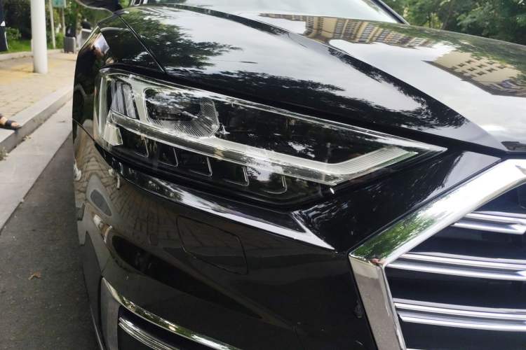Used Audi A8 2022 A8L 55 TFSI quattro Luxury Edition Collector's Model Right Front Headlight
