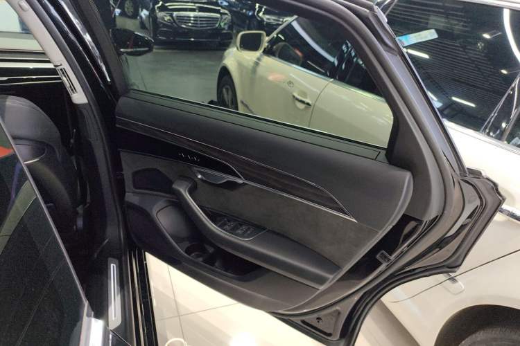 Used Audi A8 2022 A8L 50 TFSI quattro Comfort Edition Collector's Model Right Rear Door Interior