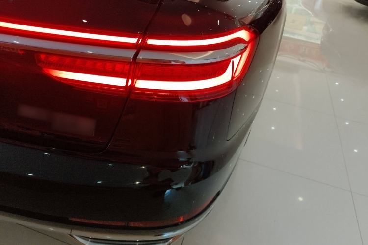 Used Audi A8 2022 A8L 50 TFSI quattro Comfort Edition Collector's Model Right Rear Taillight