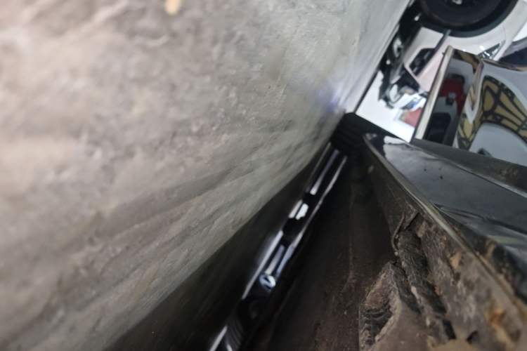 Used Audi A8 2022 A8L 50 TFSI quattro Comfort Edition Collector's Model Right Side Sill