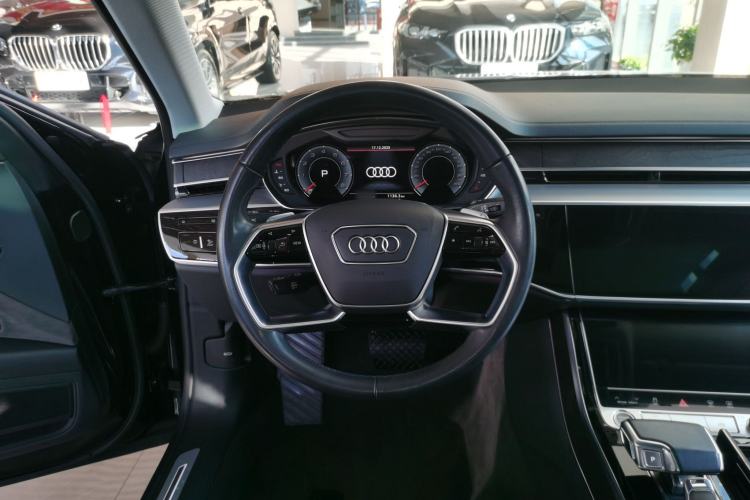 Used Audi A8 2022 A8L 50 TFSI quattro Comfort Edition Collector's Model Steering Wheel