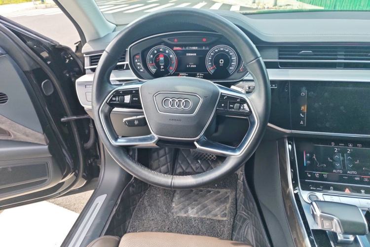 Used Audi A8 2022 A8L 50 TFSI quattro Comfort Edition Collector's Model Steering Wheel