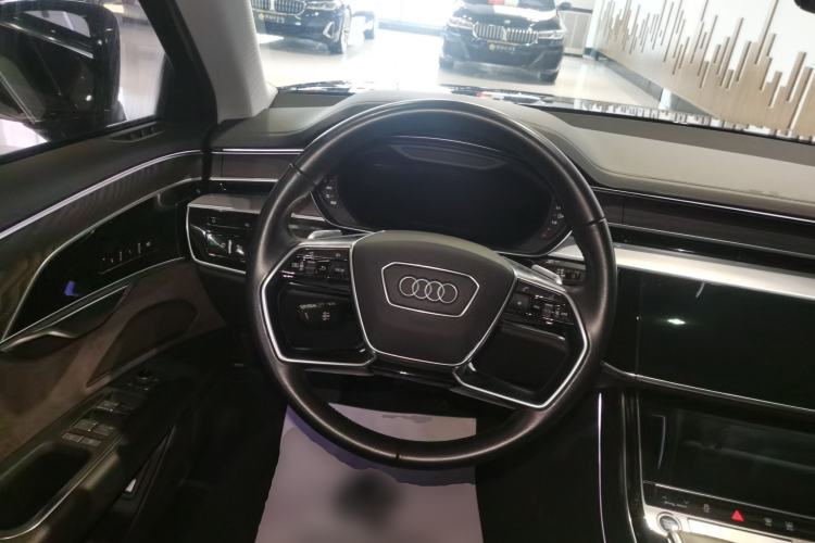Used Audi A8 2022 A8L 50 TFSI quattro Comfort Edition Collector's Model Steering Wheel