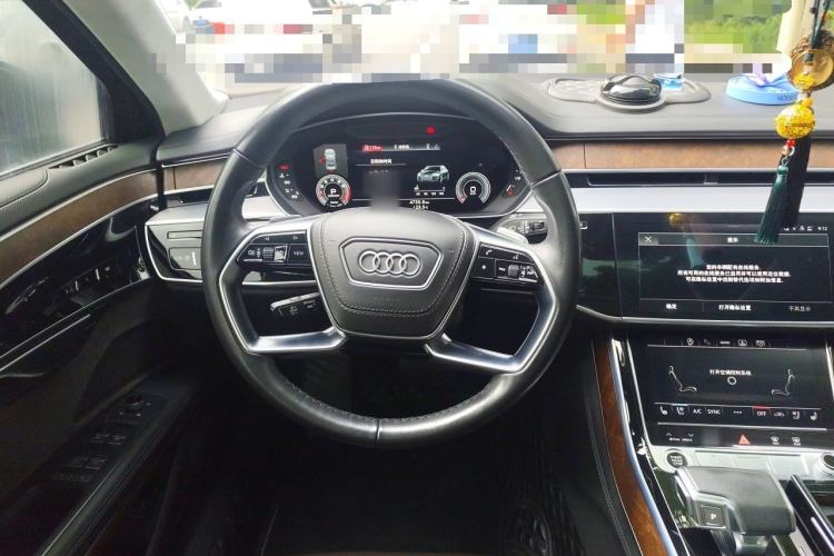 Used Audi A8 2022 A8L 55 TFSI quattro Luxury Edition Collector's Model Steering Wheel