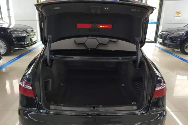 Used Audi A8 2022 A8L 50 TFSI quattro Comfort Edition Collector's Model Trunk