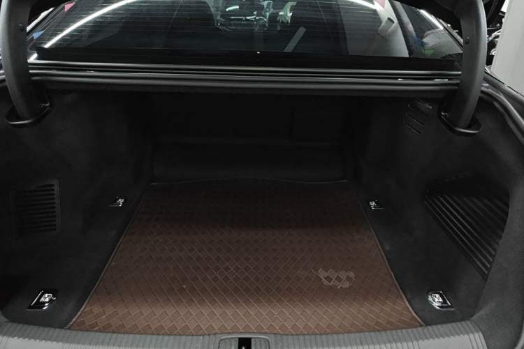 Used Audi A8 2022 A8L 50 TFSI quattro Comfort Edition Collector's Model Trunk