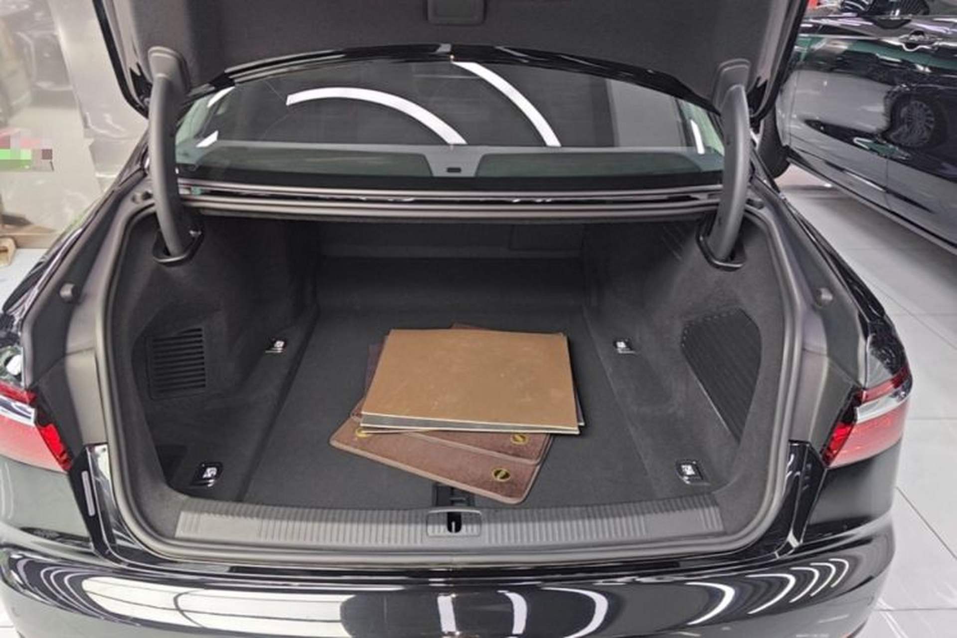 Used Audi A8 2022 A8L 50 TFSI quattro Comfort Edition Collector's Model Trunk