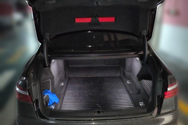 Used Audi A8 2022 A8L 50 TFSI quattro Comfort Edition Collector's Model Trunk
