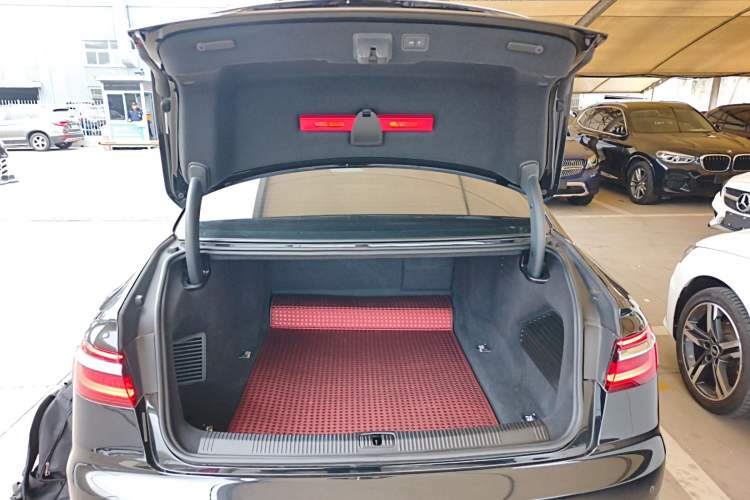 Used Audi A8 2022 A8L 50 TFSI quattro Comfort Edition Collector's Model Trunk