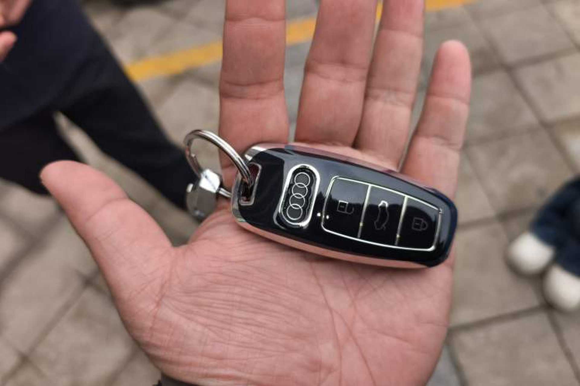 Used Audi A8 2022 A8L 50 TFSI quattro Comfort Edition Collector's Model Vehicle Key