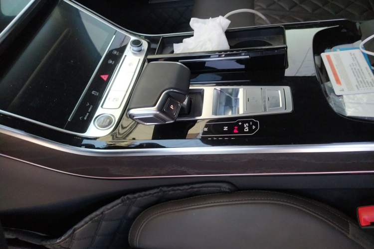 Used Audi A8 2022 A8L 50 TFSI quattro Comfort Edition Collector's Model Vehicle Key