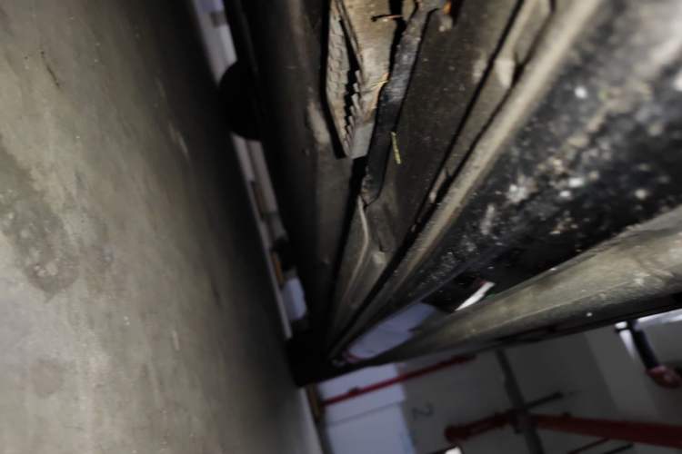 Used Audi A8  Chassis Front Left