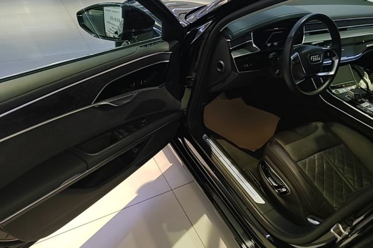 Used Audi A8 2023 A8L 50 TFSI quattro Prestige Edition Driver Seat
