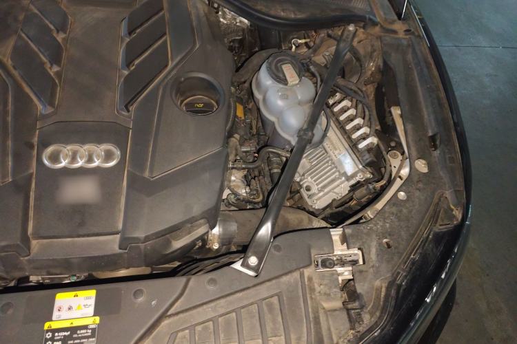 Used Audi A8 2023 A8L 55 TFSI quattro Flagship Model Engine Bay Left