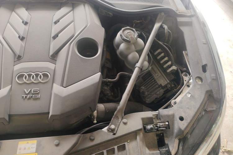 Used Audi A8 2023 A8L 50 TFSI quattro Prestige Edition Engine Bay Left
