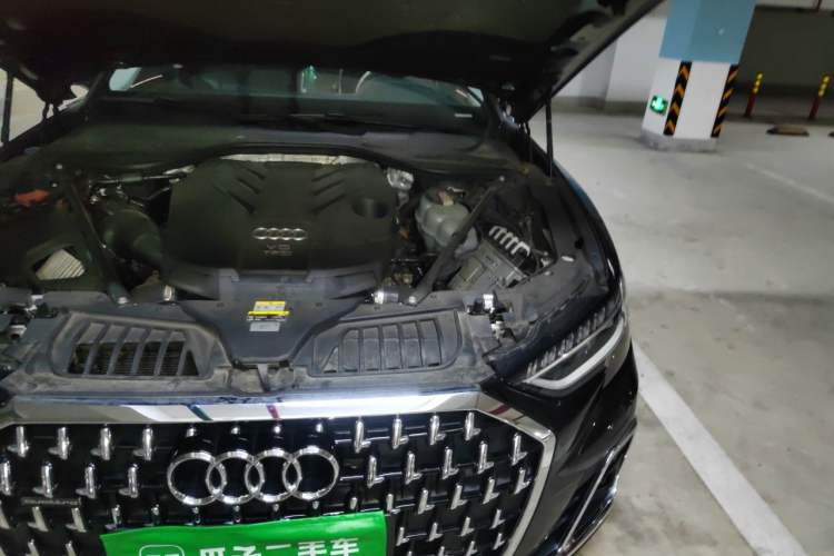 Used Audi A8  Engine Bay Left
