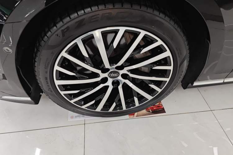 Used Audi A8 2023 A8L 55 TFSI quattro Flagship Model Exterior 4