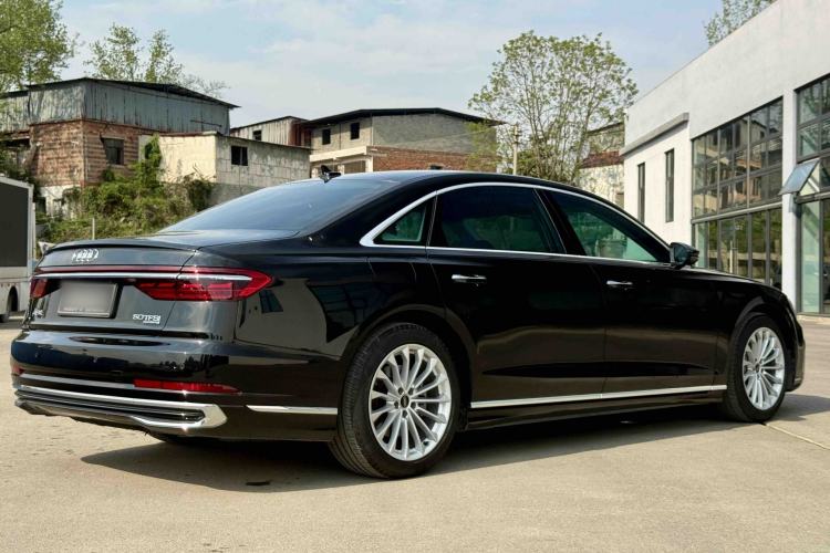 Used Audi A8 2023 A8L 45 TFSI quattro Luxury Model Exterior 5