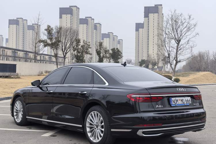 Used Audi A8 2023 A8L 45 TFSI quattro Luxury Model Exterior 6