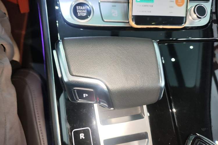 Used Audi A8 2023 A8L 45 TFSI quattro Luxury Model Gear Lever