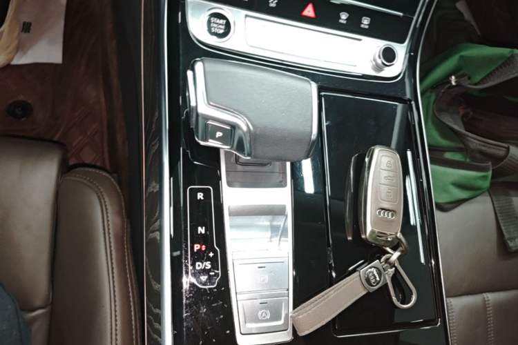 Used Audi A8 2023 A8L 45 TFSI quattro Luxury Model Gear Lever