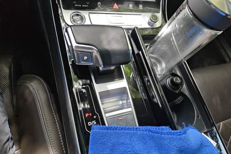 Used Audi A8 2023 A8L 50 TFSI quattro Prestige Edition Gear Lever