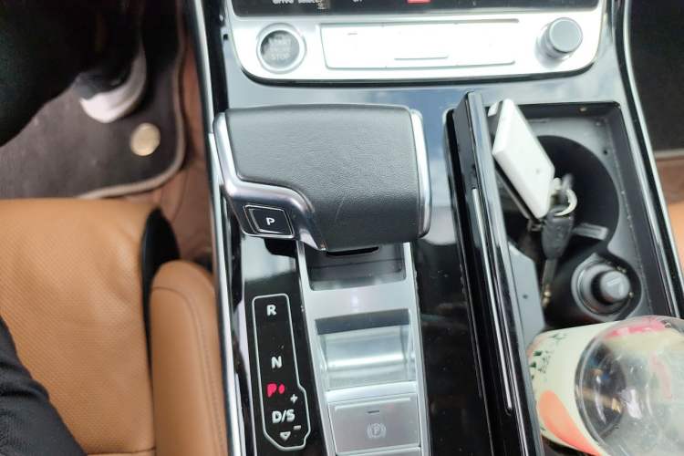 Used Audi A8 2023 A8L 50 TFSI quattro Prestige Edition Gear Lever