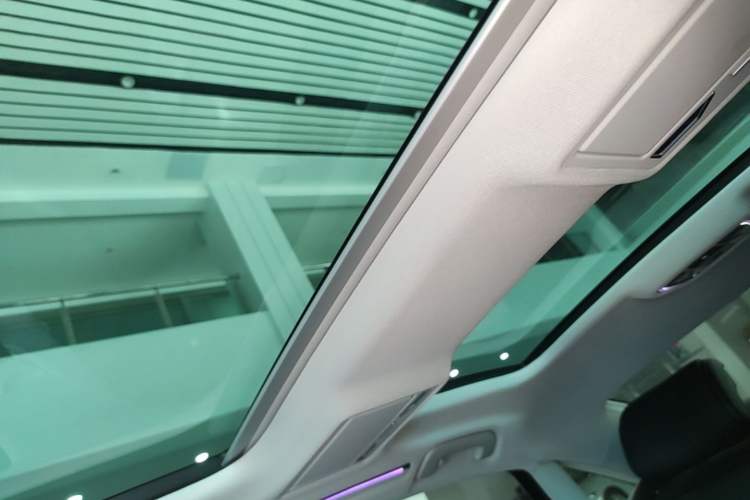 Used Audi A8 2023 A8L 50 TFSI quattro Prestige Edition Headliner
