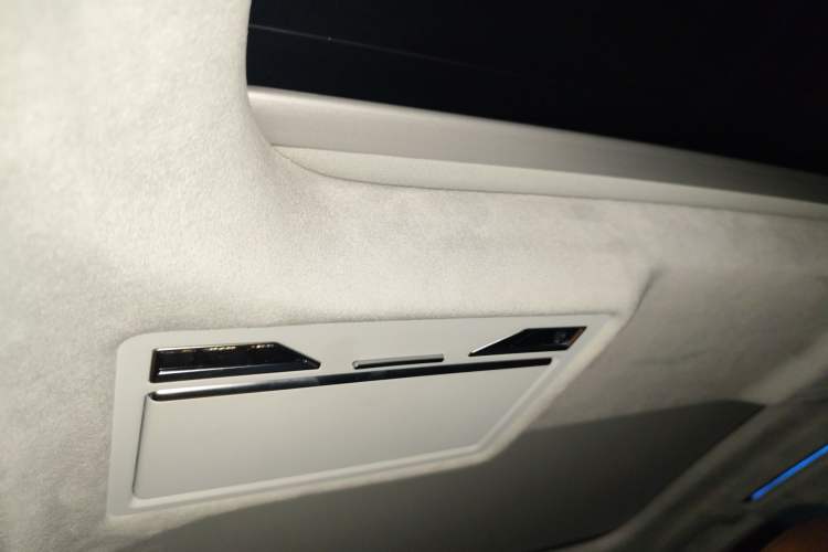 Used Audi A8 2023 A8L 55 TFSI quattro Flagship Model Headliner