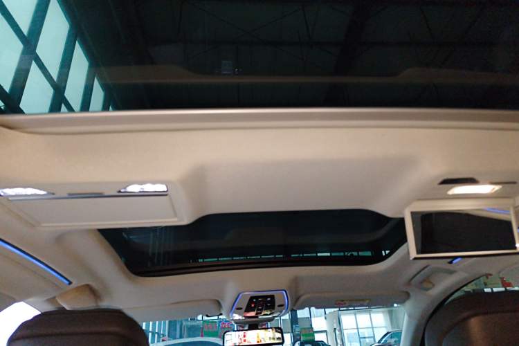 Used Audi A8 2023 A8L 45 TFSI quattro Luxury Model Headliner
