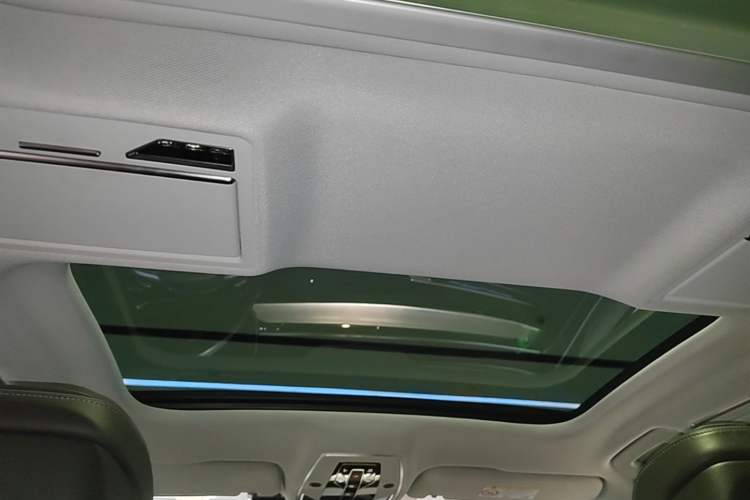 Used Audi A8 2023 A8L 50 TFSI quattro Prestige Edition Headliner