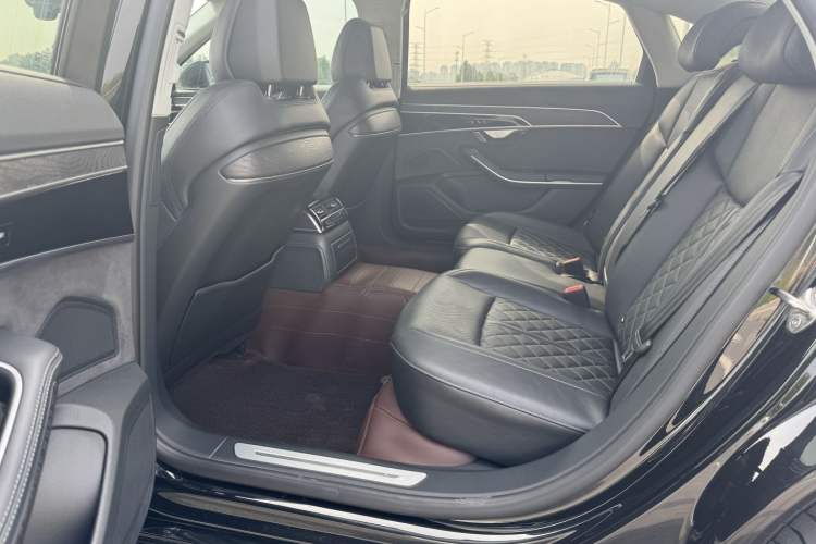 Used Audi A8 2023 A8L 50 TFSI quattro Prestige Edition Interior 7