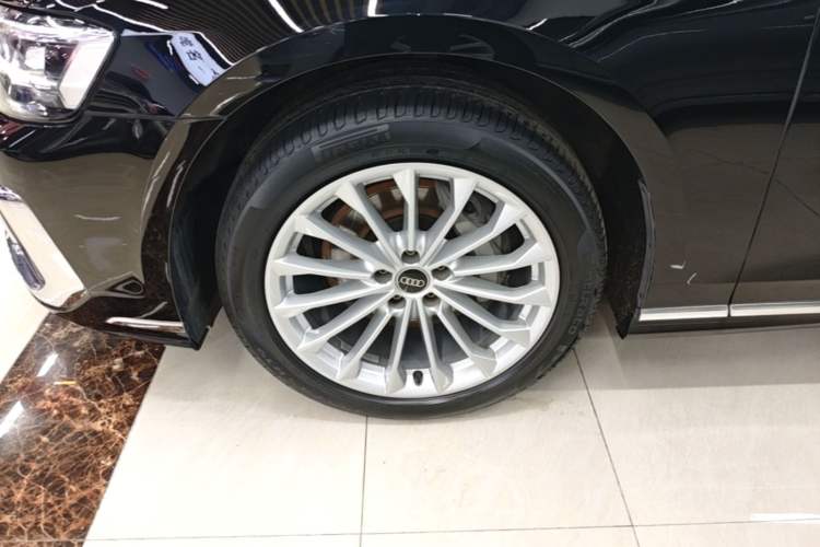 Used Audi A8 2023 A8L 45 TFSI quattro Luxury Model Left Front Wheel Hub