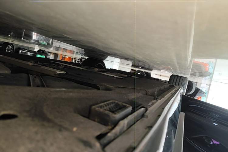 Used Audi A8 2023 A8L 50 TFSI quattro Prestige Edition Left Side Sill