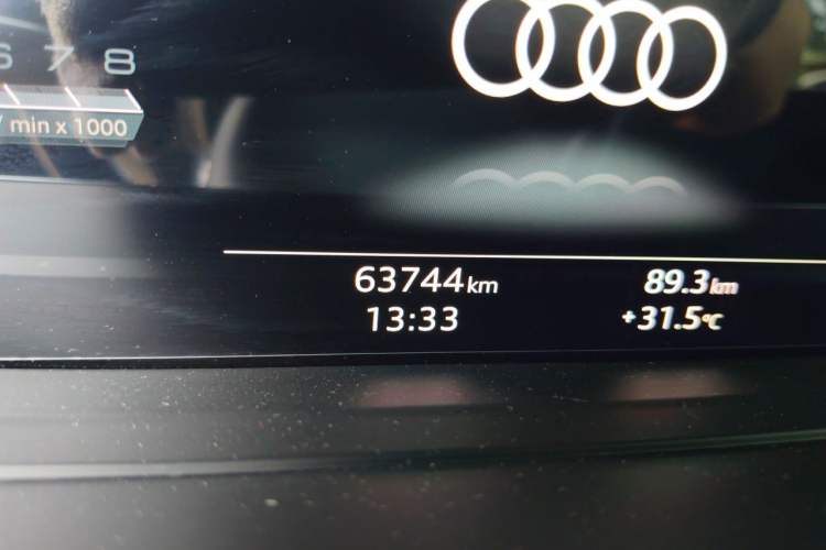 Used Audi A8 2023 A8L 50 TFSI quattro Prestige Edition Odometer Close Up