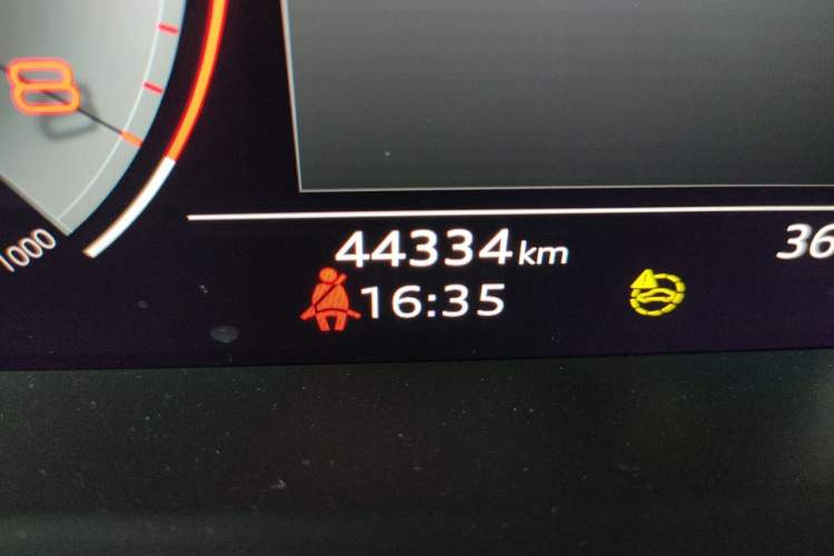 Used Audi A8 2023 A8L 45 TFSI quattro Luxury Model Odometer Close Up
