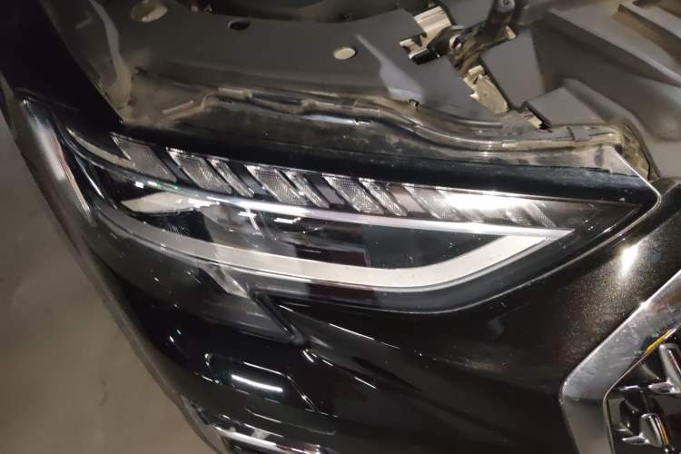 Used Audi A8 2023 A8L 55 TFSI quattro Flagship Model Right Front Headlight