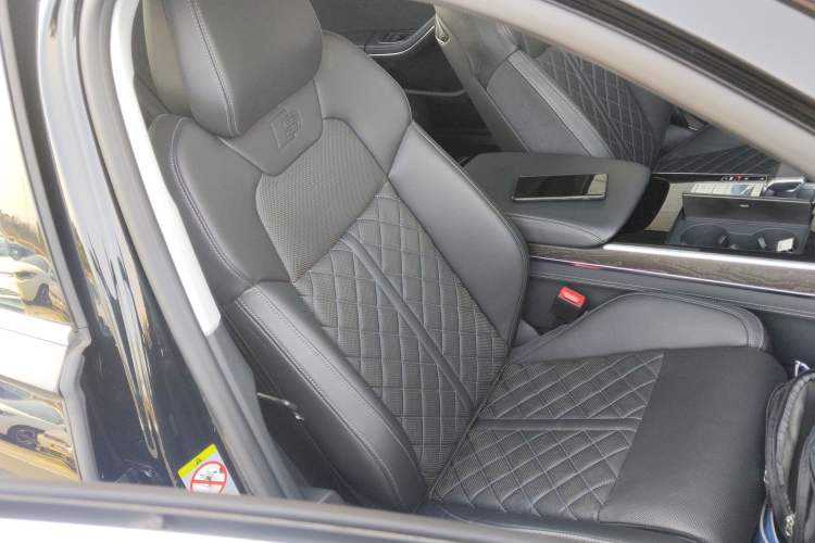Used Audi A8 2023 A8L 50 TFSI quattro Prestige Edition Right Front Seat