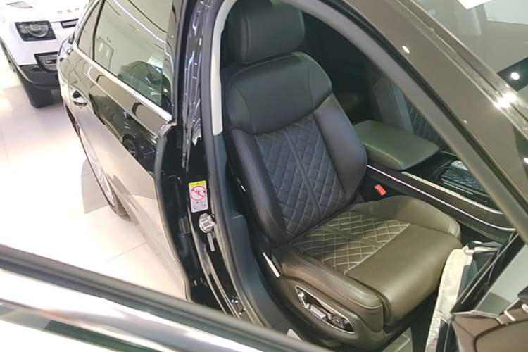 Used Audi A8 2023 A8L 50 TFSI quattro Prestige Edition Right Front Seat