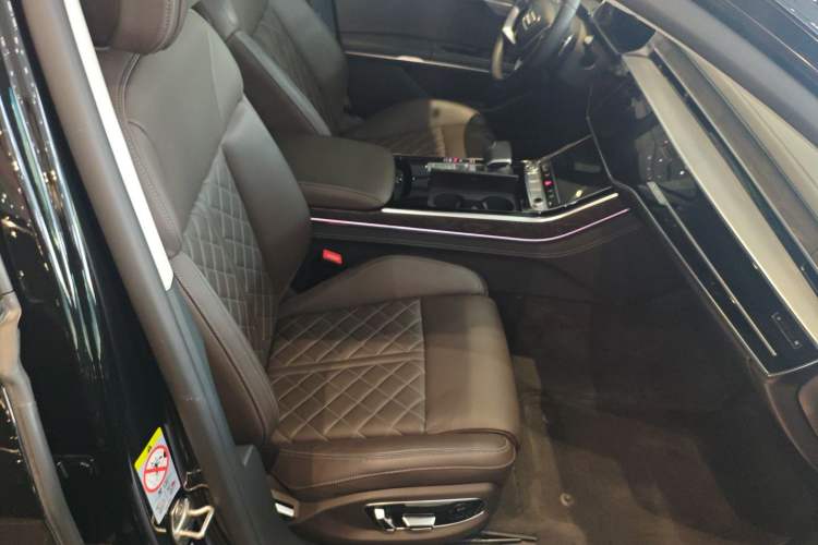 Used Audi A8 2023 A8L 50 TFSI quattro Prestige Edition Right Front Seat