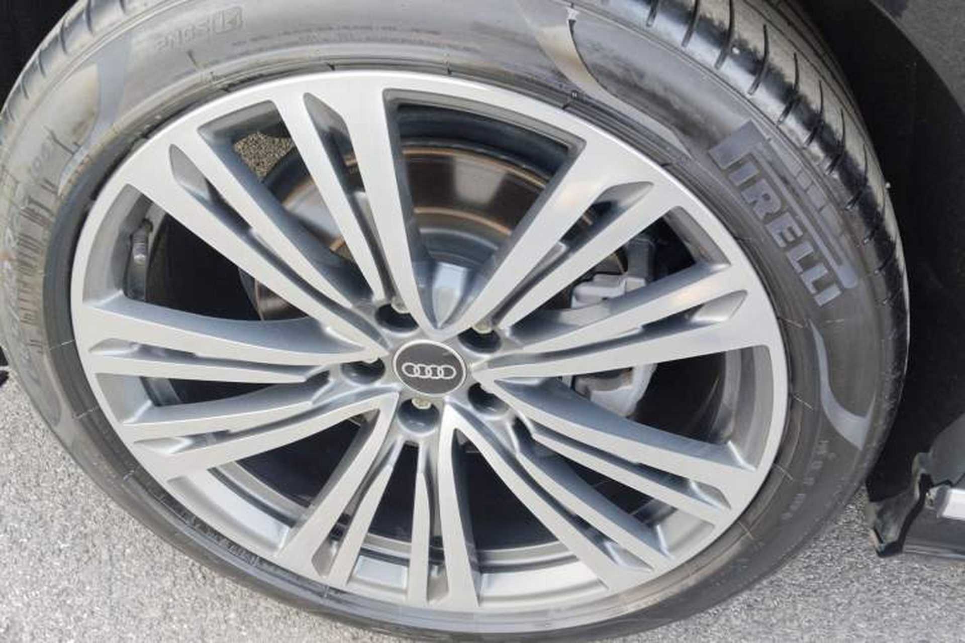 Used Audi A8 2023 A8L 50 TFSI quattro Prestige Edition Right Rear Wheel Hub