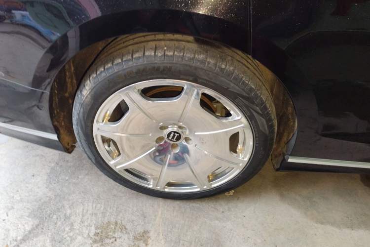 Used Audi A8 2023 A8L 50 TFSI quattro Prestige Edition Right Rear Wheel Hub