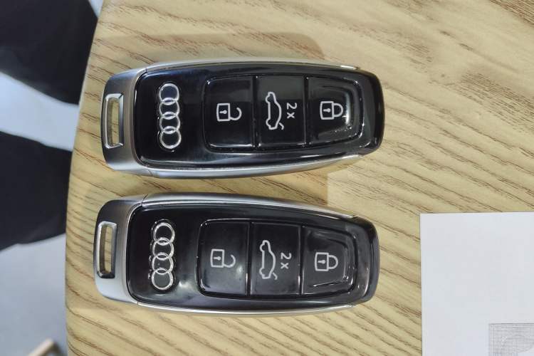 Used Audi A8 2023 A8L 50 TFSI quattro Prestige Edition Vehicle Key