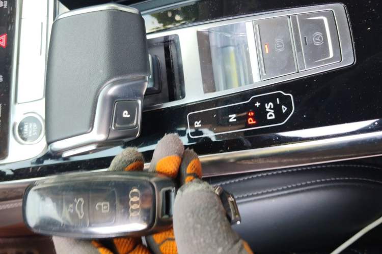 Used Audi A8 2023 A8L 50 TFSI quattro Prestige Edition Vehicle Key